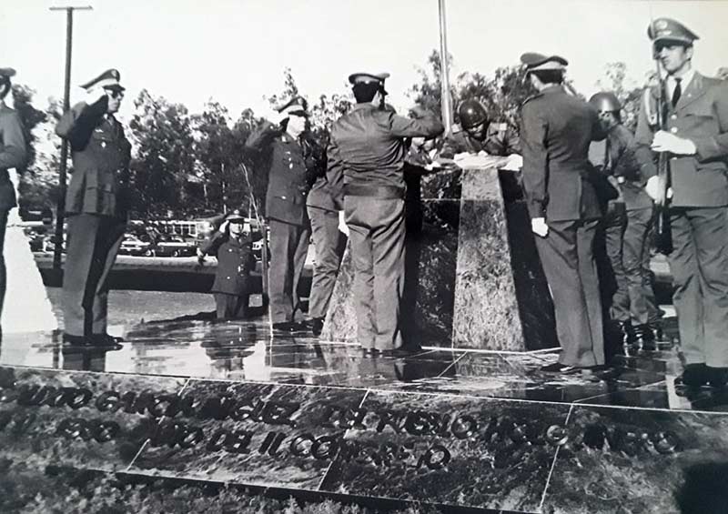 Momento en que es depositada urna con restos del Mayor general Calixto García en el mausoleo que está en la Plaza de la Revolución. Fotos: Cortesía de Miguel Cano Blanco calixto garcía 4
