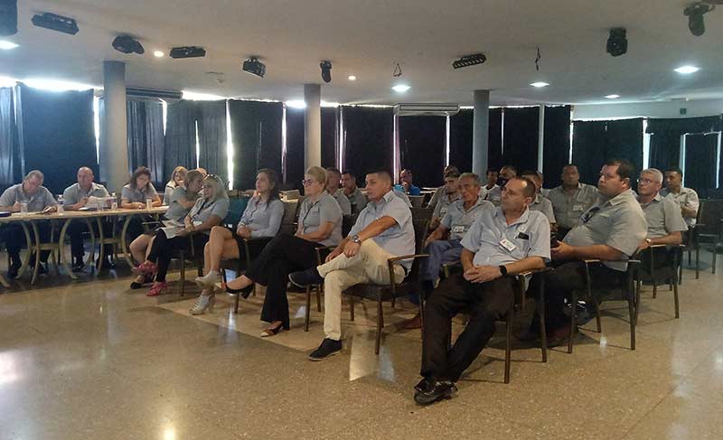 sucursal mercedes benz 4