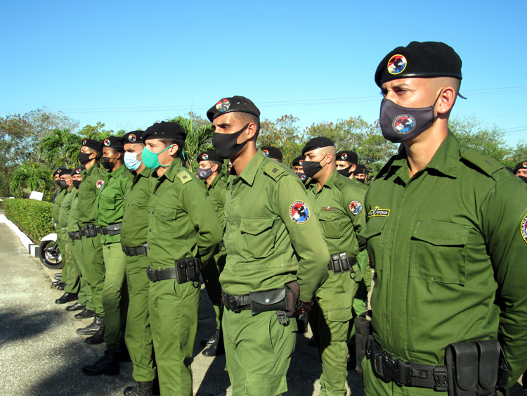 combatientes 2
