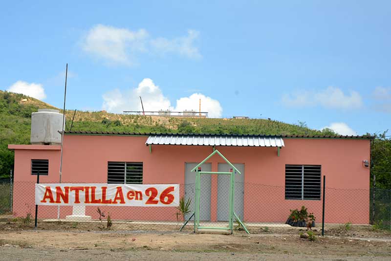 Antilla Fotorrep ATH 16 Escuela