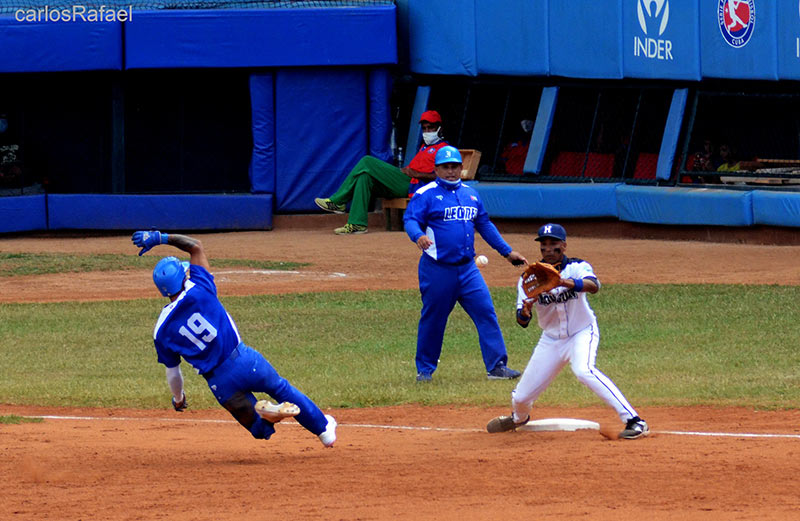 holguín industriales CRD 3