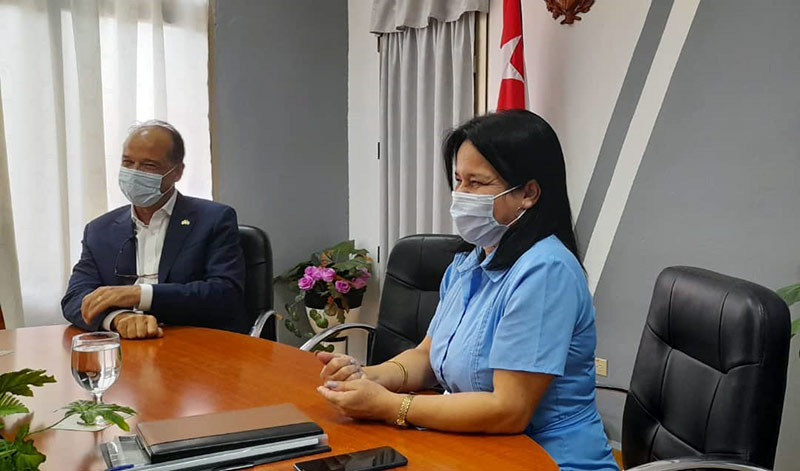 Embajador Británico Holguín 5