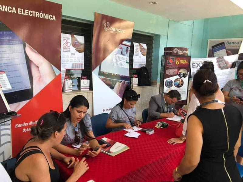 Feria Comercio Electrónico 01