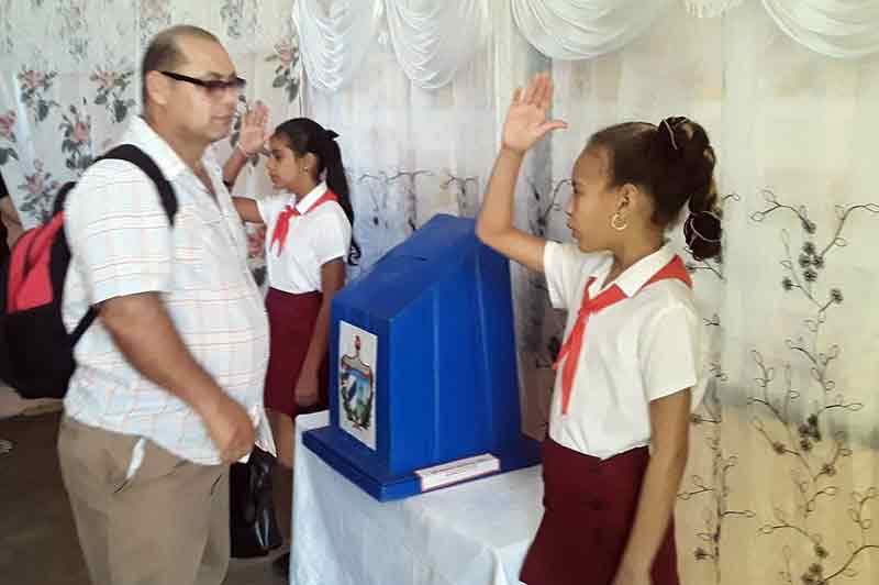 votaciones holguín 2