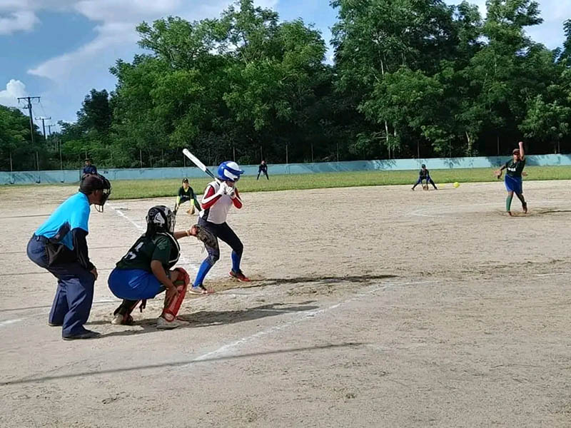Softbol femenino