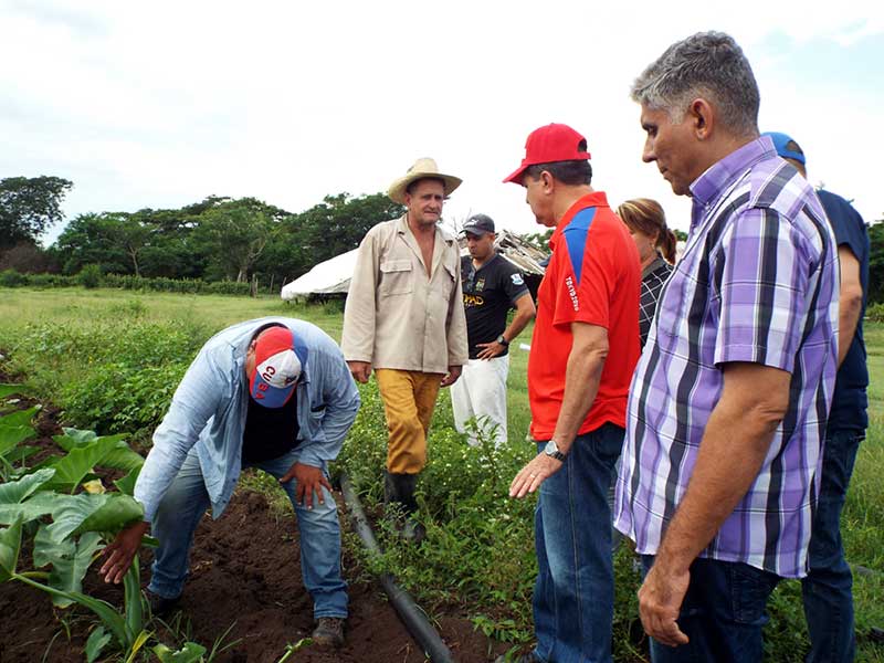 beola autoridades visita 4