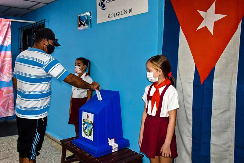 Cód votación HCS 08