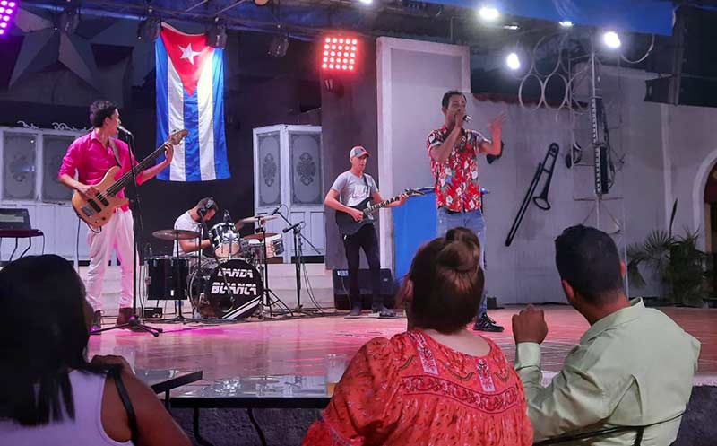 Fotos: Claudia Patricia cultura 45 aniv 1