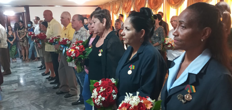 condecoraciones primeromayo 4