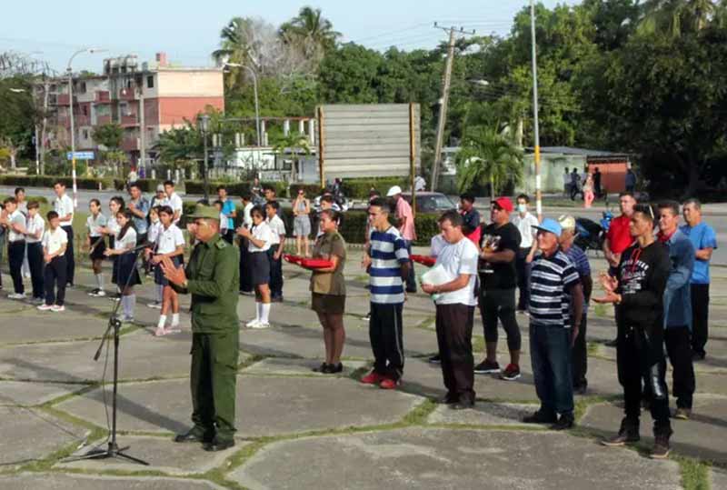 revolución carácter socialista acto DGB 1