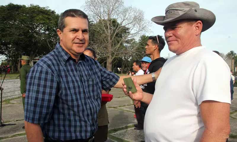 revolución carácter socialista acto DGB 2