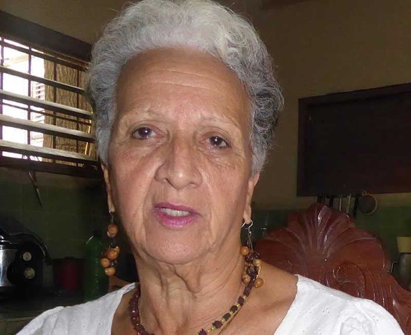 Edith Zaldívar Muñoa, una mujer que, a los 85 años, recibe amor y reconocimiento por su entrega a la FMC. Fotos: Del autor Edith FMC 1
