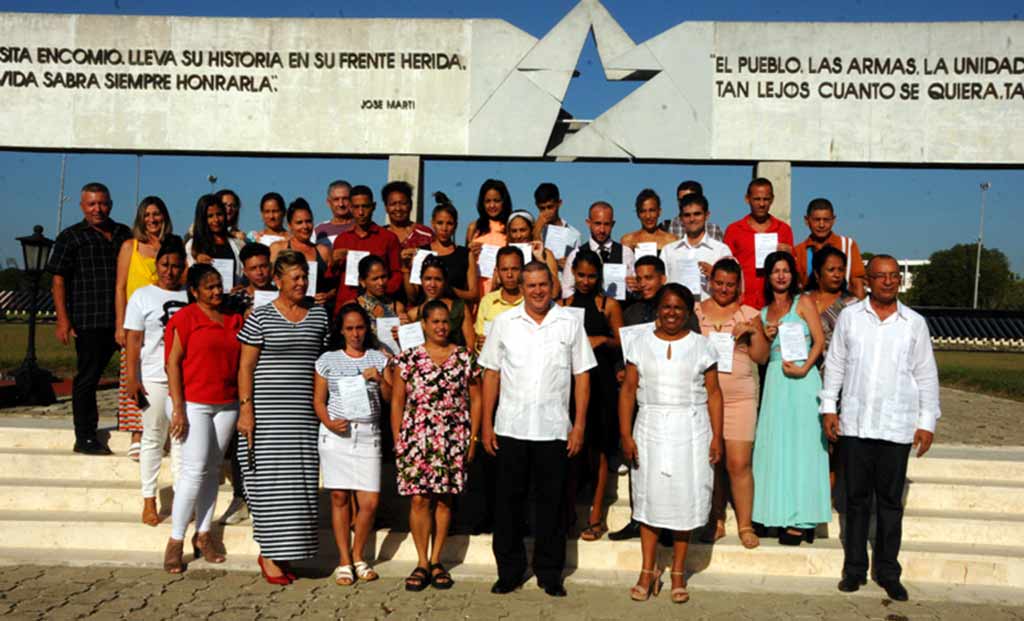 políticos graduación ELA 12