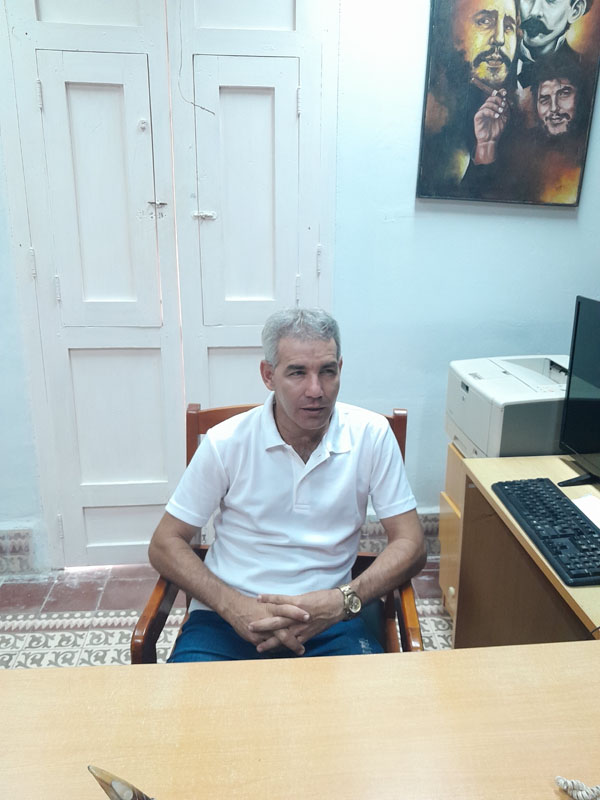 Raúl Peña. energia minas