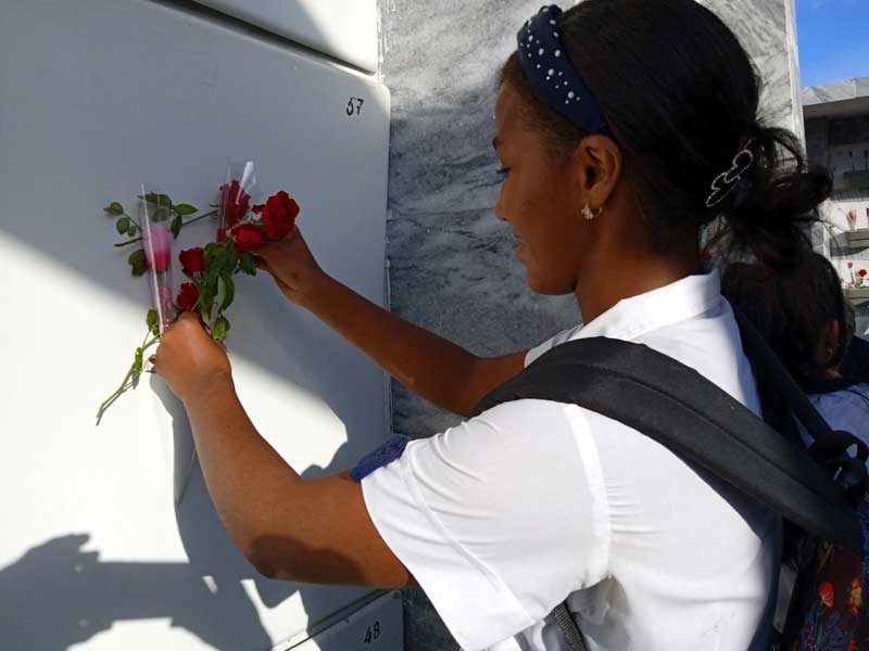 tributo mártires ELA 5