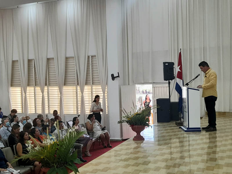 Fotos de la autora Ciencia Cubana 1