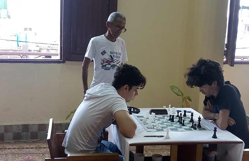 ajedrez Jose Avelino vs Alain