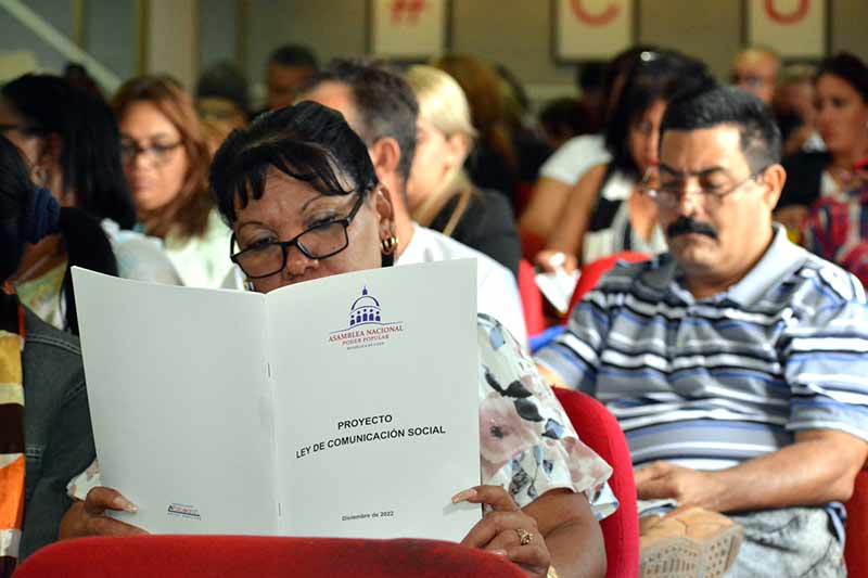 ley comunicación social ATH 6