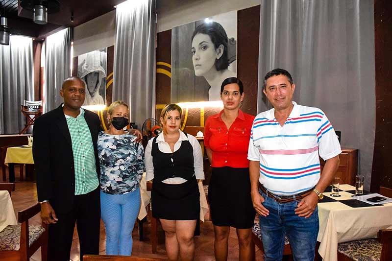 raulito comercio y gastronomía HCS 2