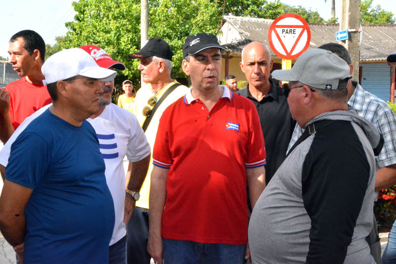 Foto: Alexis del Toro visita diputados hlg 2