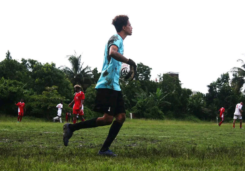 El portero de Holguín, Yander Guilarte, ha permitido cinco goles en igual cantidad de partidos jugados, de los 14 que ha recibo el plantel nororiental. Foto: Nelson Rodríguez Roque Panteras Portero Yander Guilarte