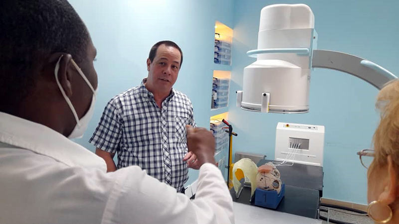 ministro salud trabajo visita 3