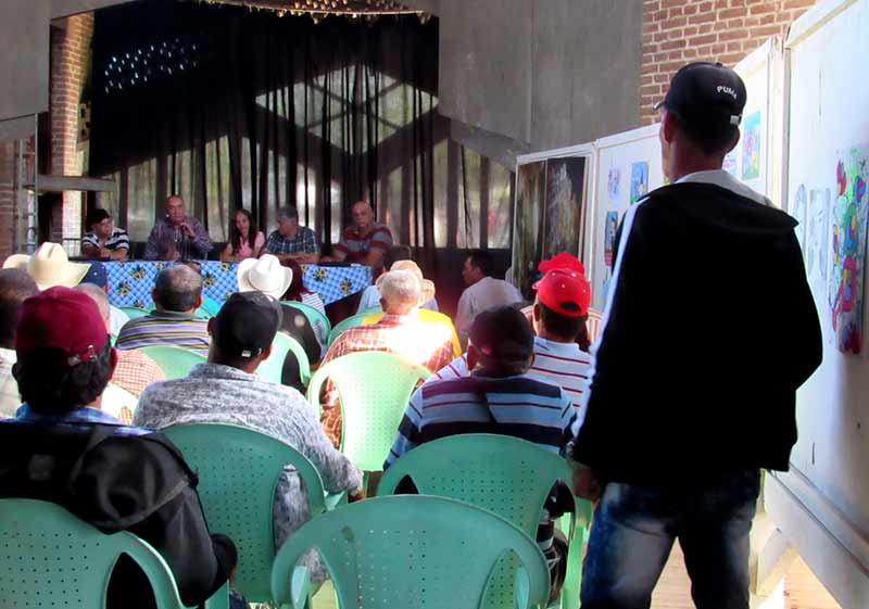 Ministro agricultura velasco ATH 5