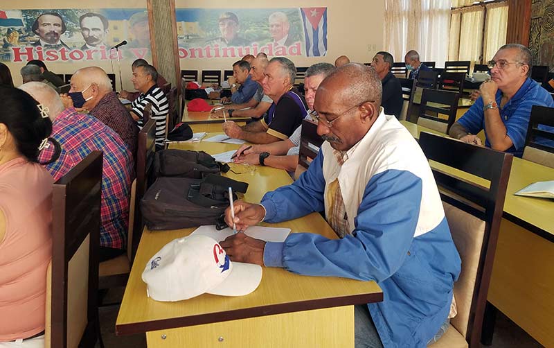 combatientes balance YRG 6