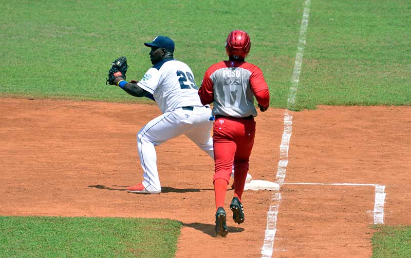 béisbol serie 62 Hguin Maybeq ATH 16