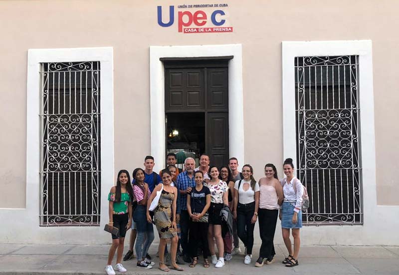 estudiantes periodismo prensa