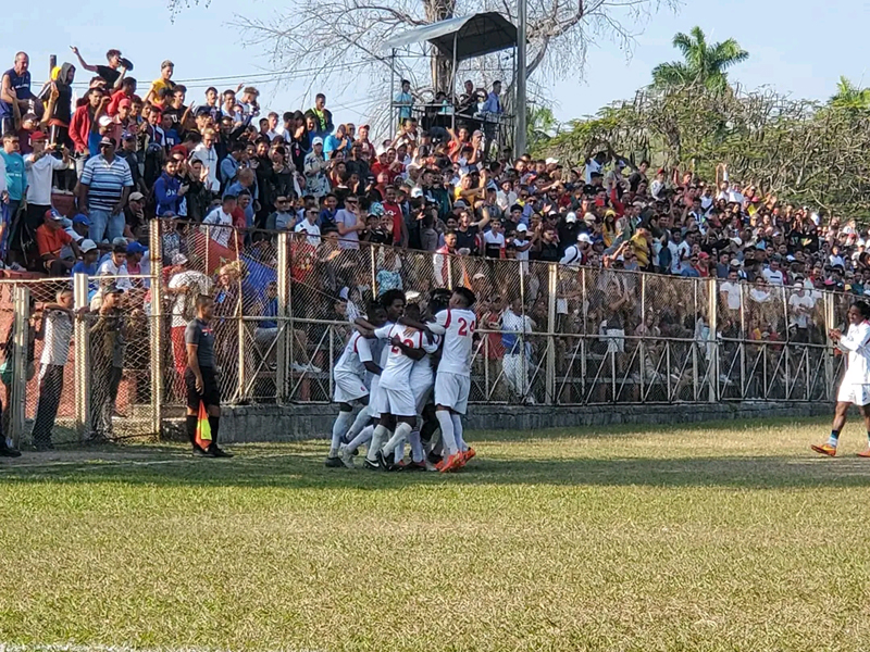 panteras Holguin2
