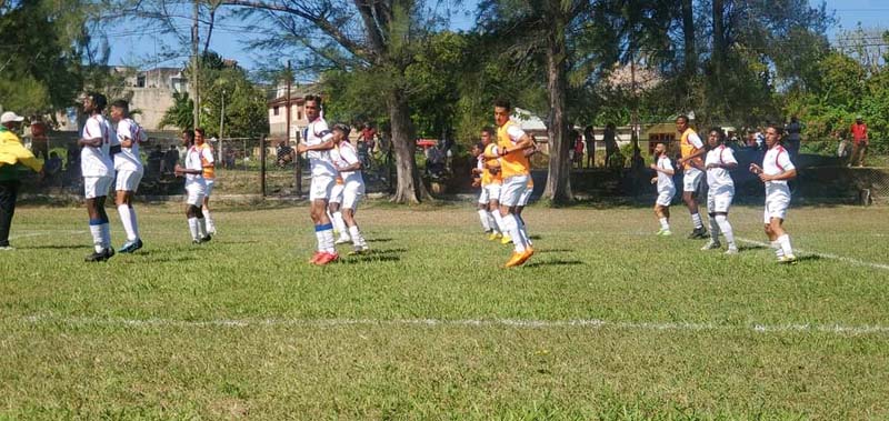 Foto: José José Romero. panteras holguin futbol