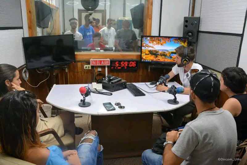 radio universitaria festival 2