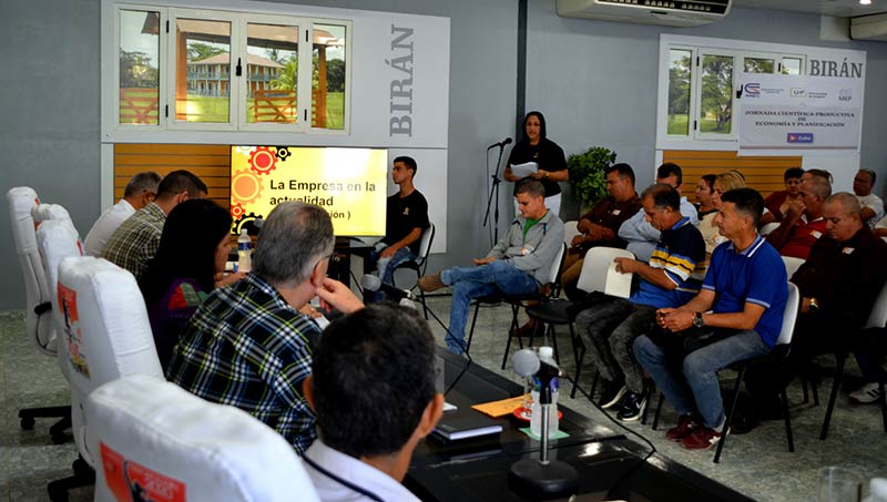 economía taller encadenamiento ATH 6