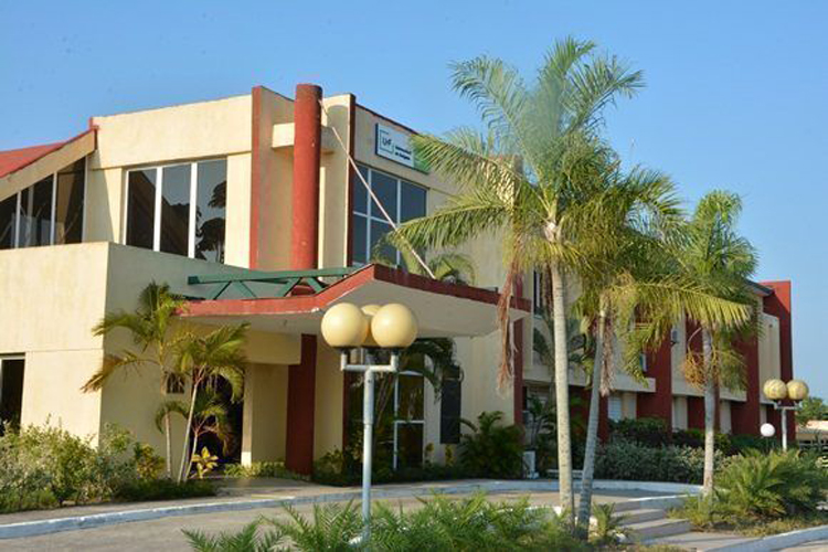 Fachada Universidad 580x387