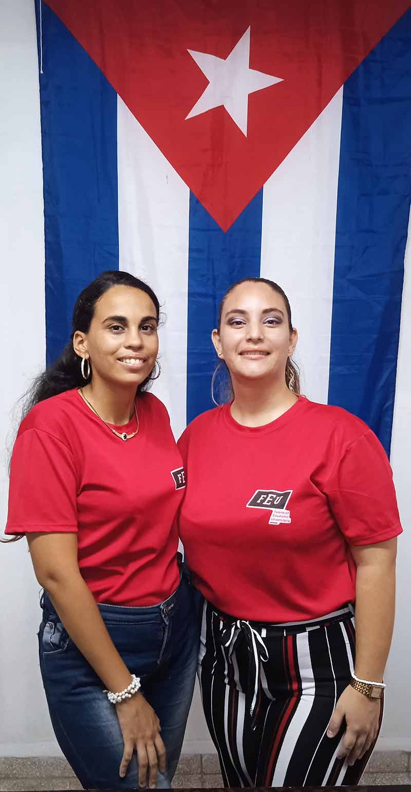 kamila y Estrella FEU 1