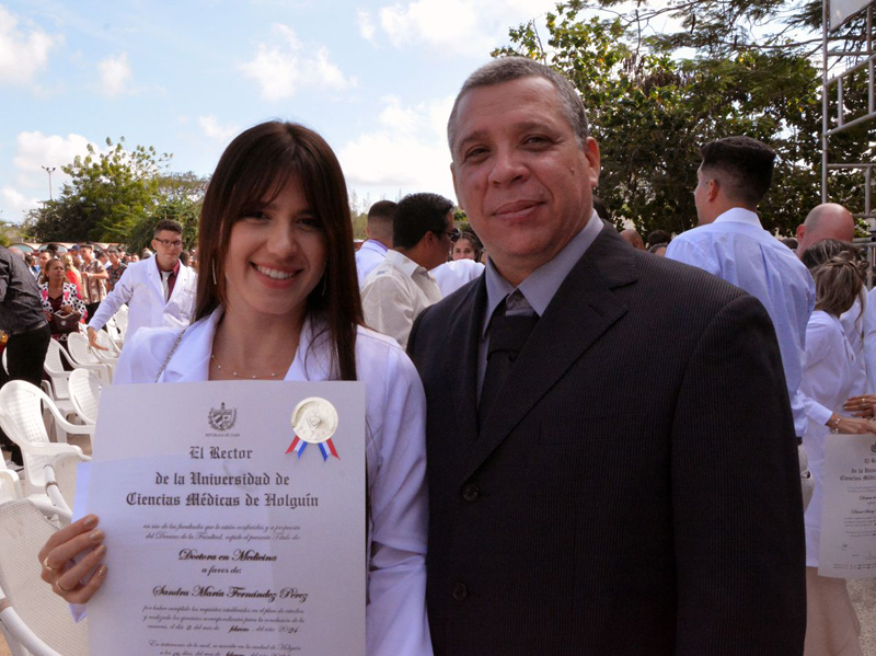 Medicos 09 Titulo de Oro