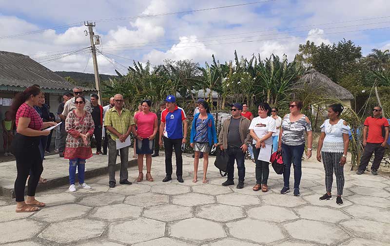 báguanos recorrido autoridades 1