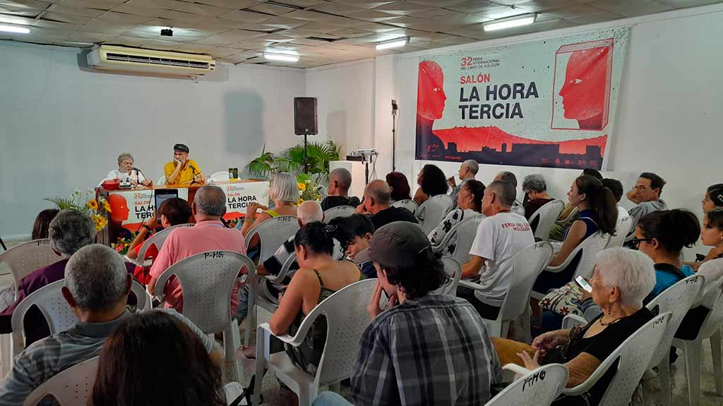 feria del libro holguín 5