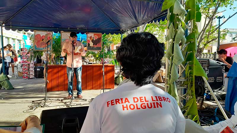feria del libro holguín 8