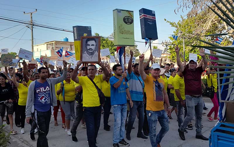 desfile 1ro mayo san andrés 4