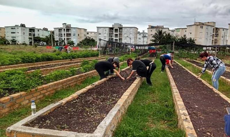 Brigada Producción abanderamiento 2