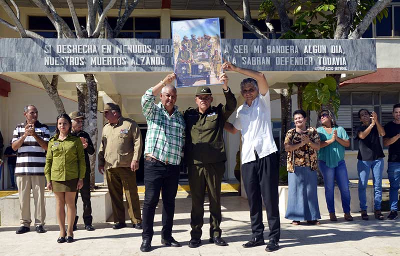 minint aniversario ATH 12