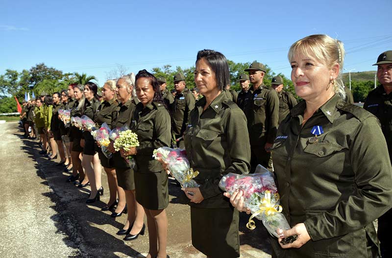 minint aniversario ATH 8