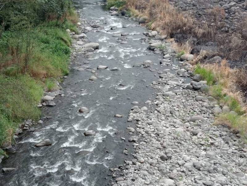 rio casi seco