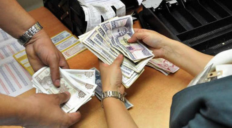 billetes baja denominación