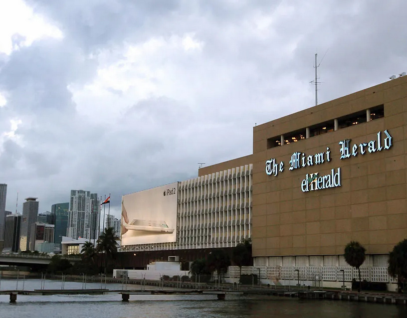 miami herald building exterior