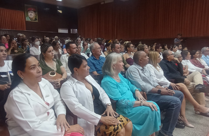 Farmacia Holguin3