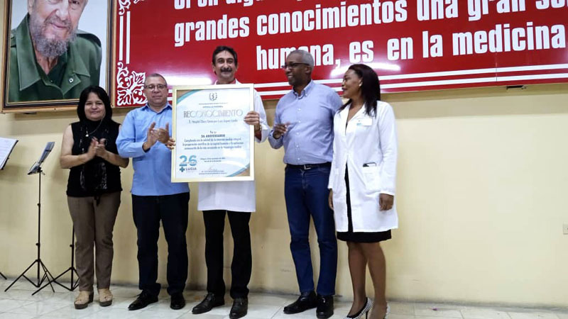 clinico aniv 02