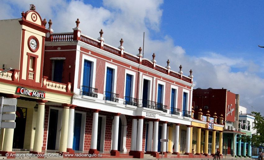 ciudad holguin periquerawebp